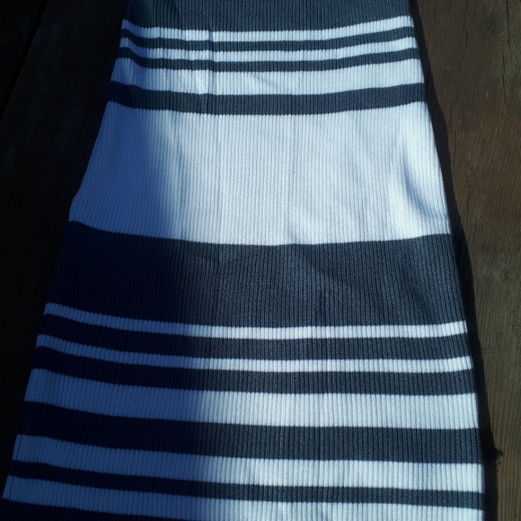 Revamped Knit Dress - Picture 4 of 5